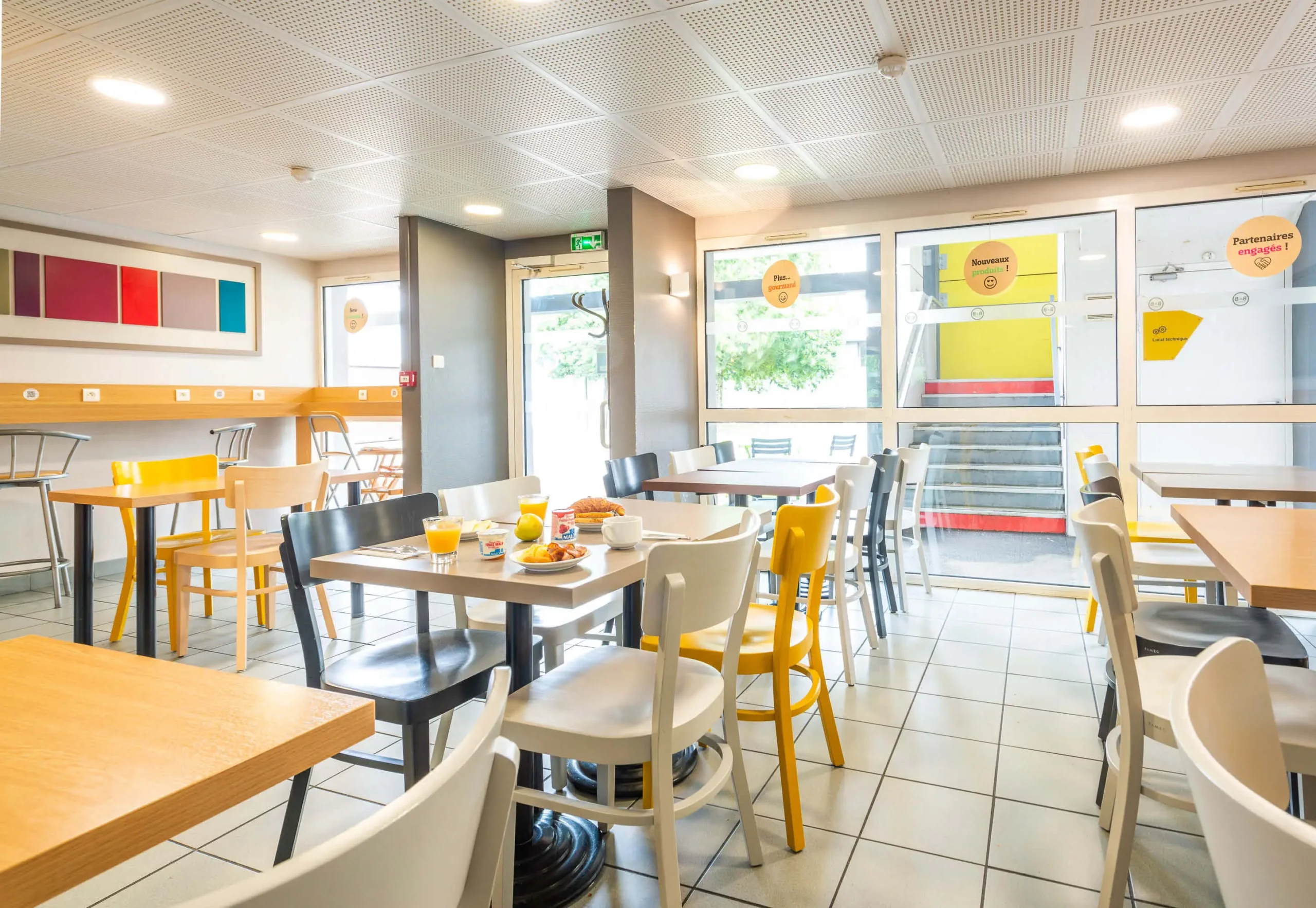 Hotel nantes la chapelle 4151 breakfast room 2.d38e9c6f