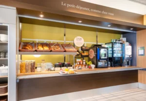 Hotel nantes reze 4342 breakfast buffet.96efab15